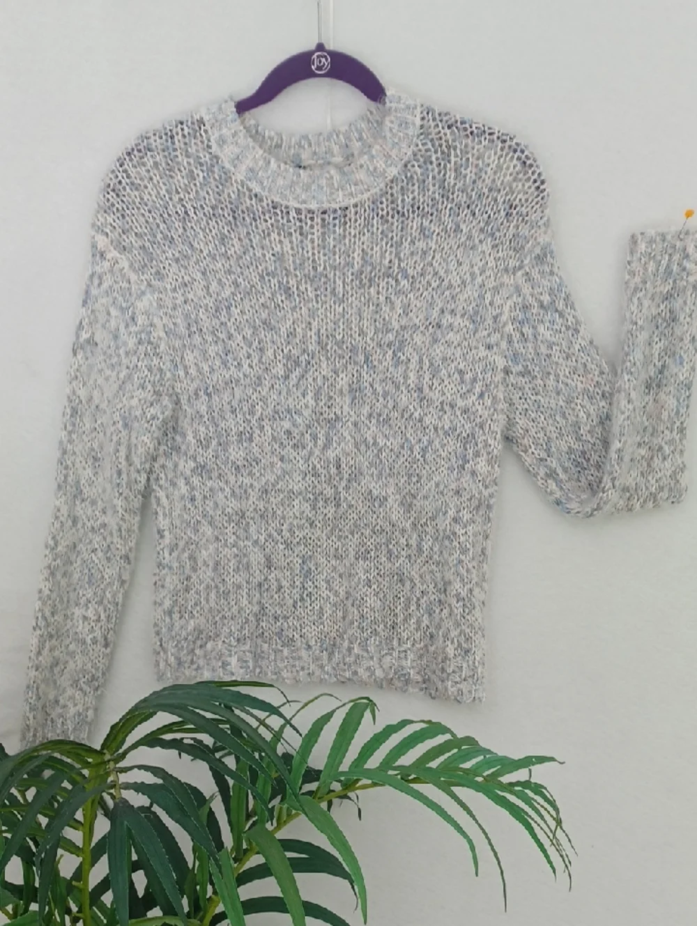 H&M DIVIDED Marled Scoop Neck Sweater in White, Pink and Light Blue Pastel Knit
